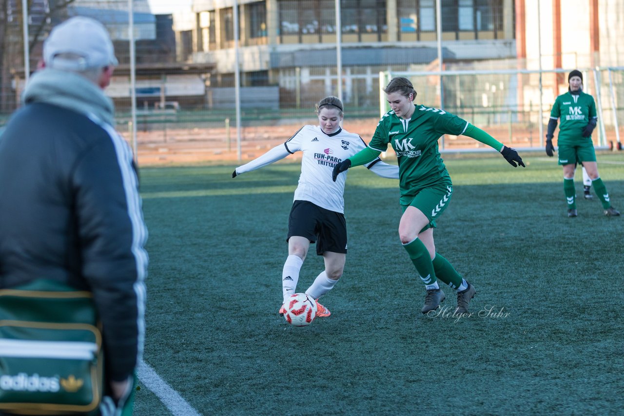 Bild 239 - Frauen SG Holstein Sued - SV Gruenweiss-Siebenbaeumen : Ergebnis: 0:2